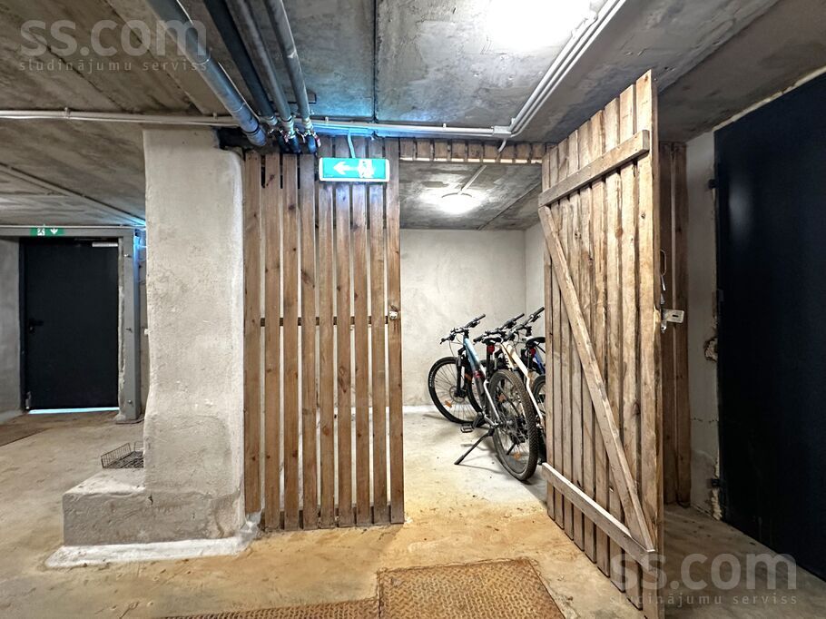 Mēness Dārzs 2, Ķesterciems, Tukums un raj., Engures pag. — dzivoklis