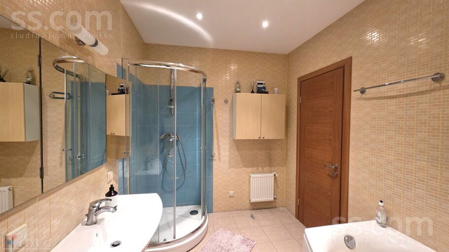 Katrīnas d. 17, Rīga — dzivoklis