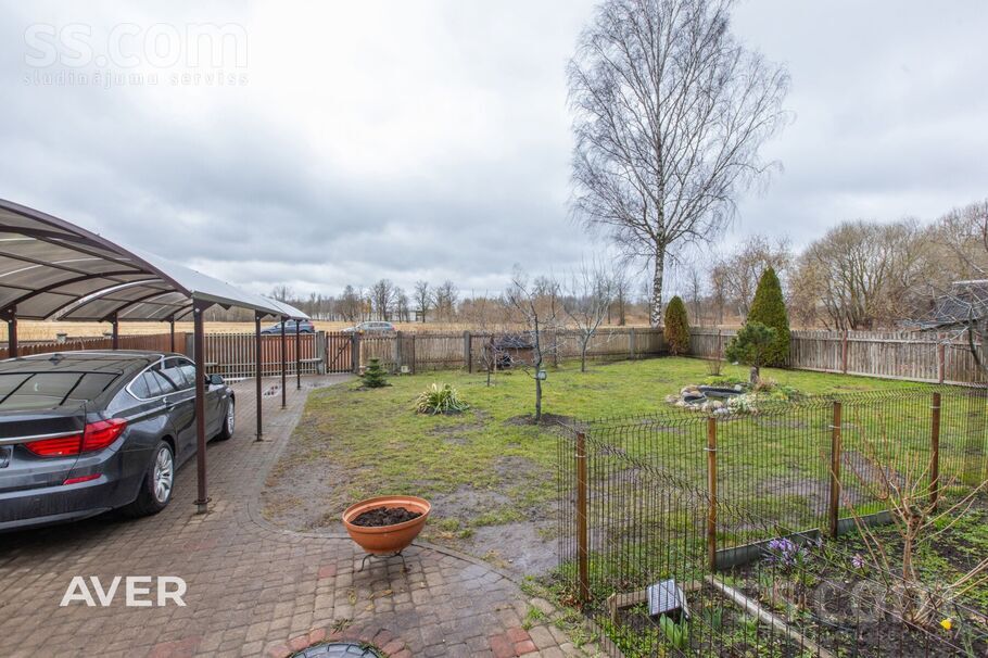 Saulaines 12, Jelgava un raj., Jelgava — maja