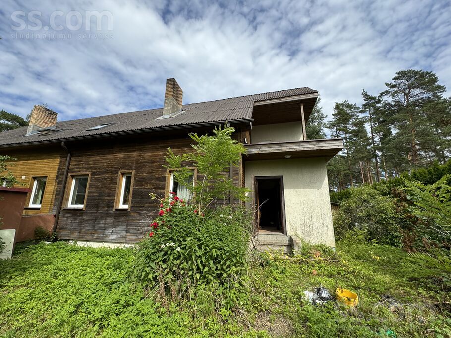 Dāvja iela 24, Jūrmala — maja