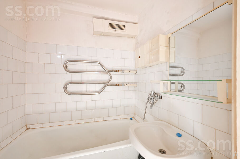 Ausekļa prospekts 10, Ogre un raj., Ogre — dzivoklis