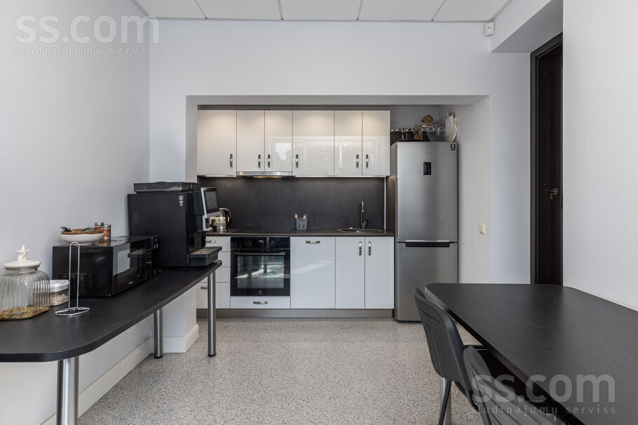 Sadovņikova 21, Rīga — birojs