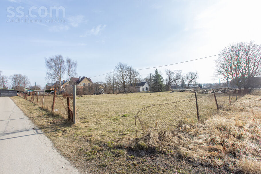 Bullīt-Nāburdziņi, Jaunolaine, Rīgas rajons, Olaines pag. — zeme