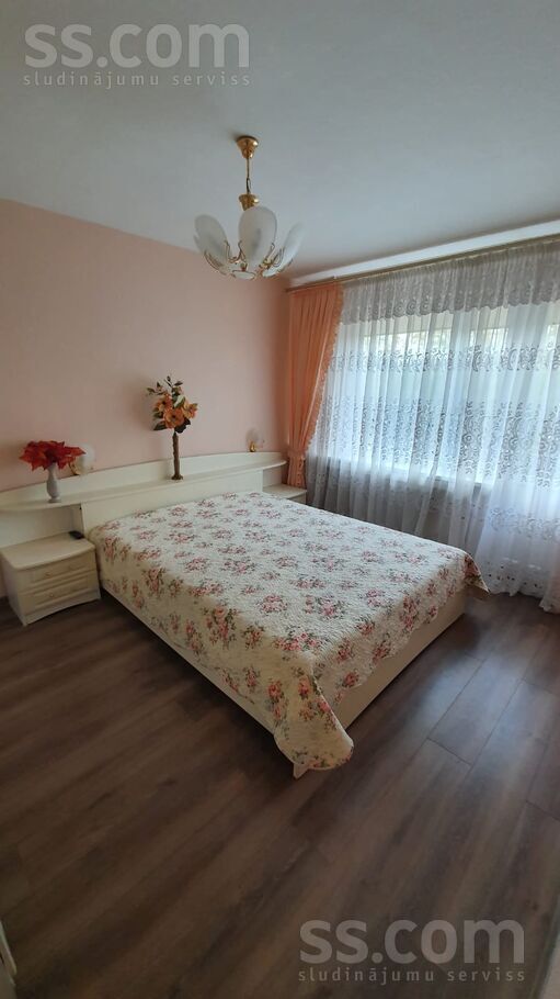 Daugavmalas 36, Saulkalne, Rīgas rajons, Salaspils l. t. — dzivoklis