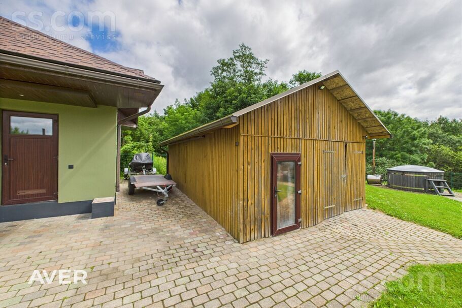 Lakstīgalu iela 32, Skrīveri, Aizkraukle un raj., Skrīveru pag. — maja