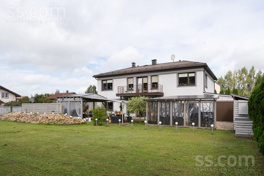 Maliņu, Mārupe, Rīgas rajons, Mārupes pag. — maja