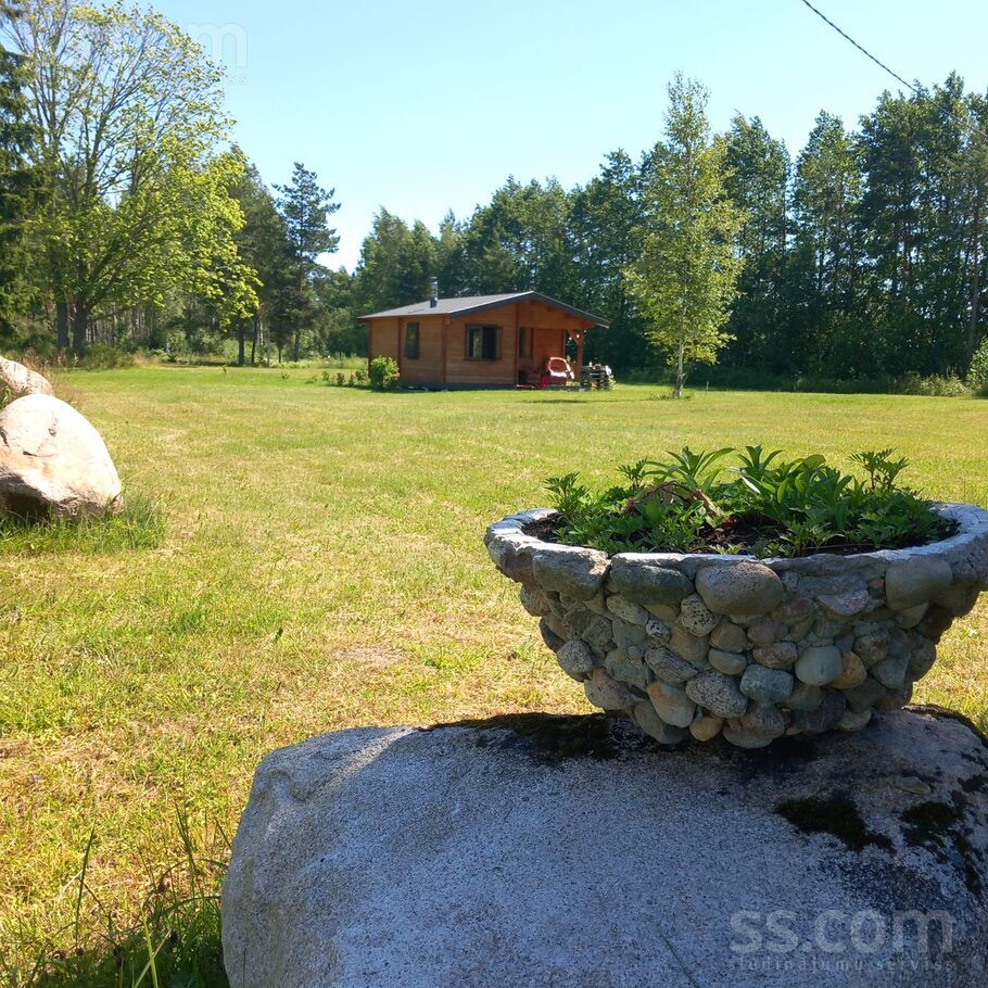 Gaiļi, Dūdeļi, Uguņciems, Talsi un raj., Vandzenes pag. — zeme