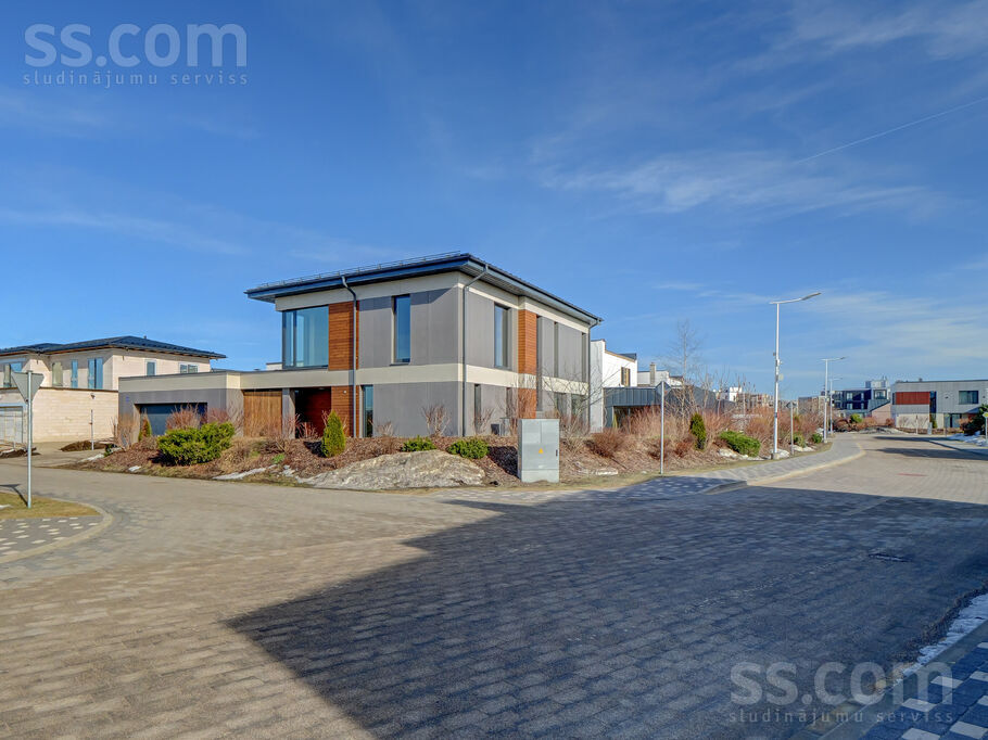 Nīcas 2, Piņķi, Rīgas rajons, Babītes pag. — maja