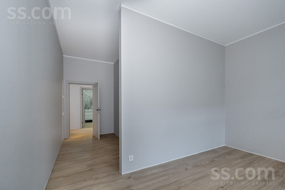 Melleņu iela 14, Ogre un raj., Ogre — maja