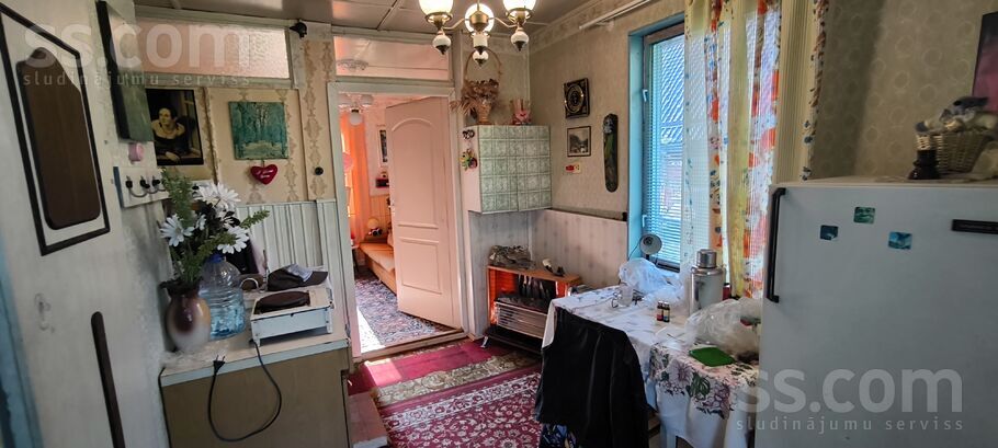 Buru iela 32, Ziemeļblāzma, Limbaži un raj., Skultes pag. — maja