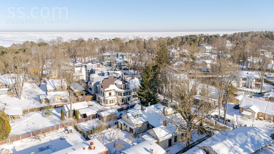 Ceriņu iela 10, Jūrmala — maja