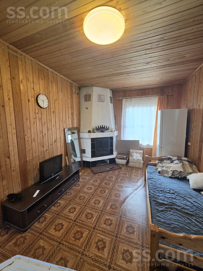 Lades 8, Dzērumi, Rīgas rajons, Ķekavas pag. — maja