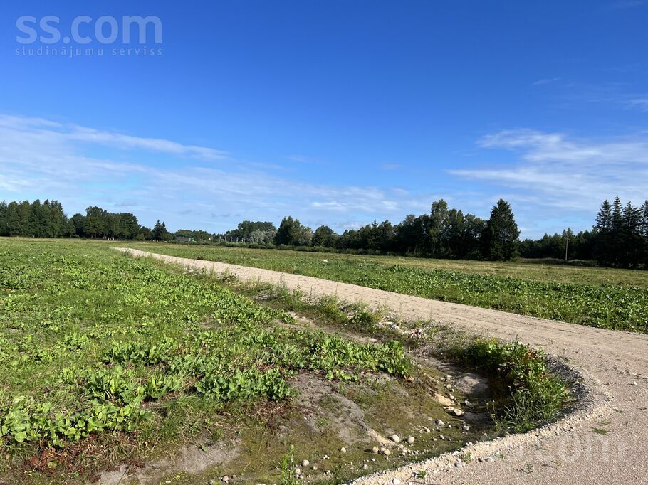 Cimdenieki, Liepāja un raj., Grobiņas pag. — zeme