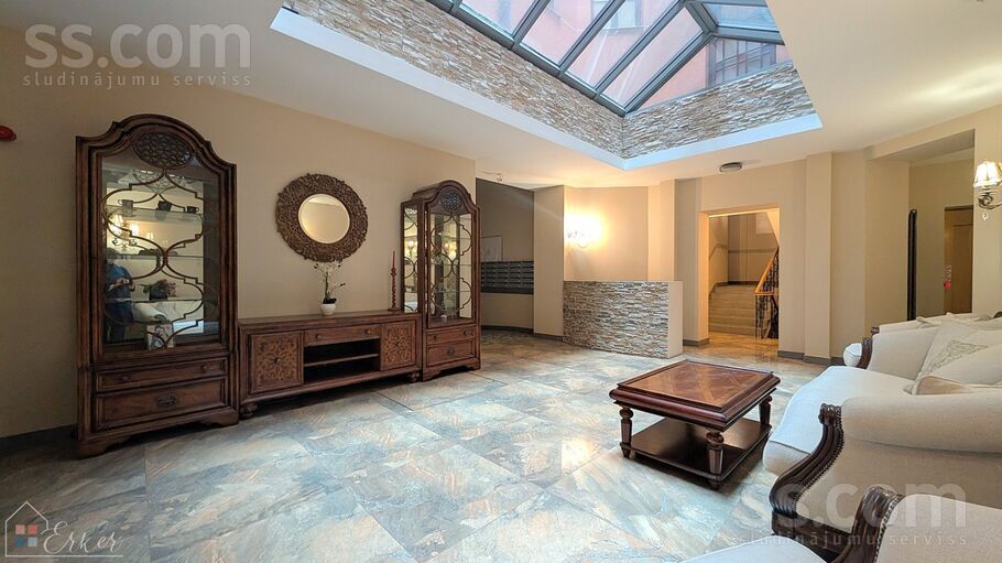 Kalniņa 6, Rīga — dzivoklis