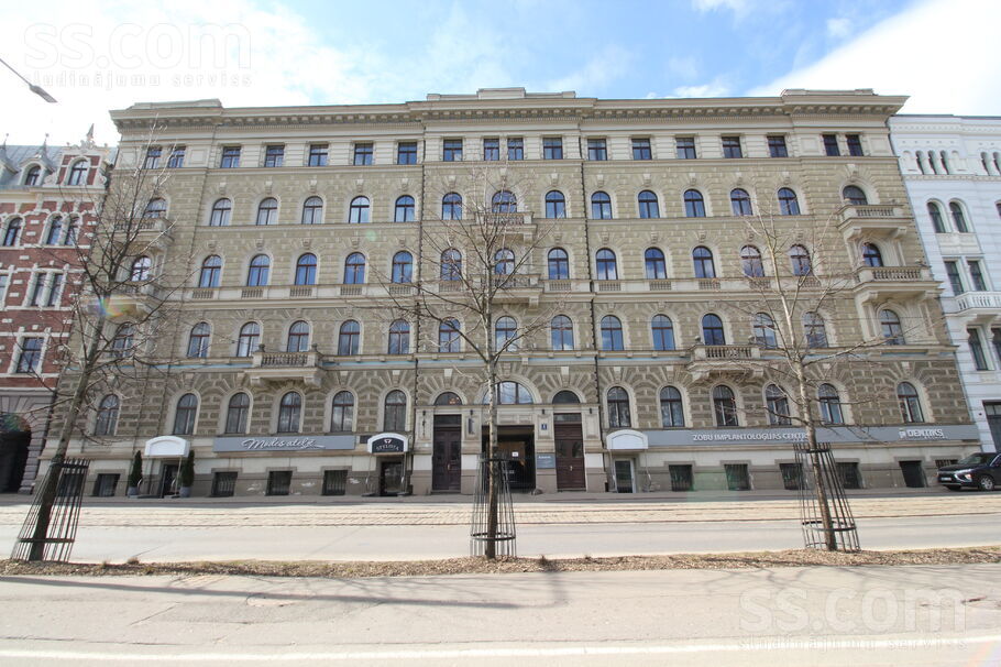 Meierovica bulv. 4, Rīga — dzivoklis