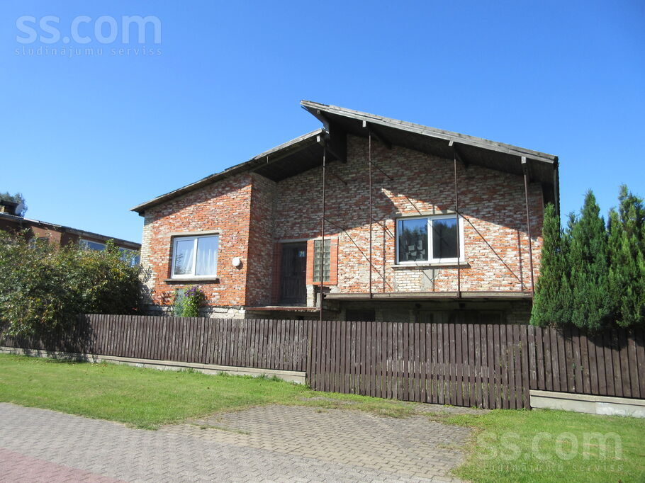 Riņķa 71, Ventspils un raj., Ventspils — maja
