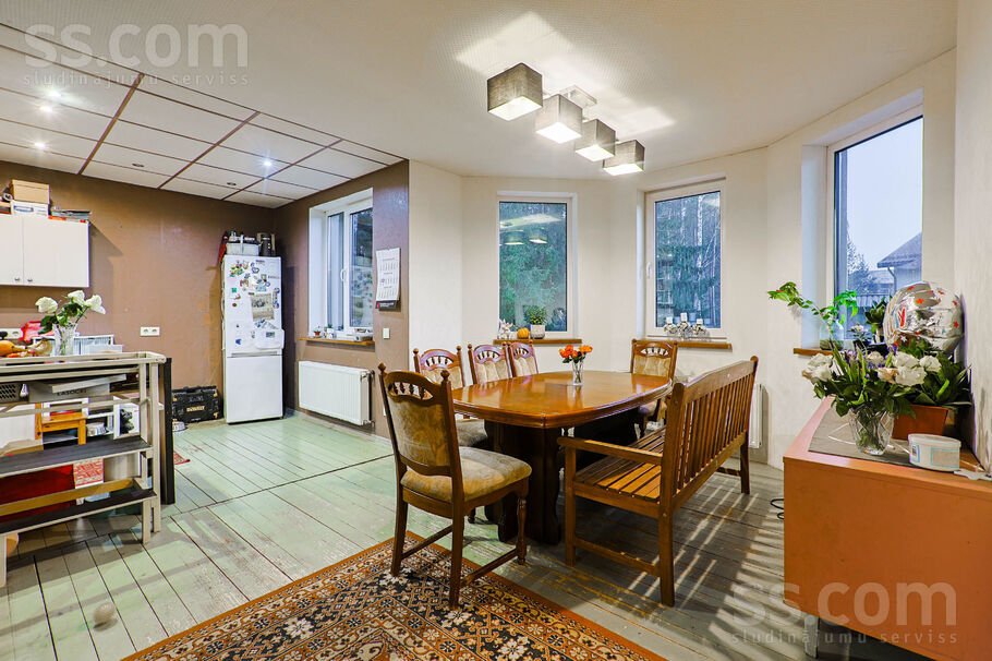 Grāvja iela 1, Rīgas rajons, Saulkrasti — maja