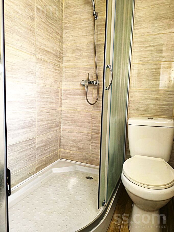 Nelku, Ogre un raj., Ogre — maja