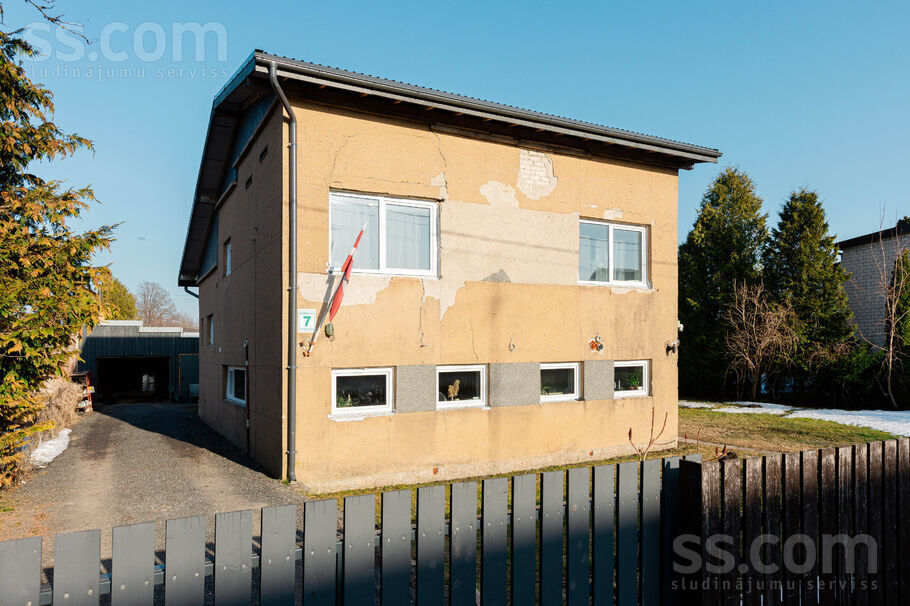 Pūpolu iela 7, Rīgas rajons, Sigulda — maja