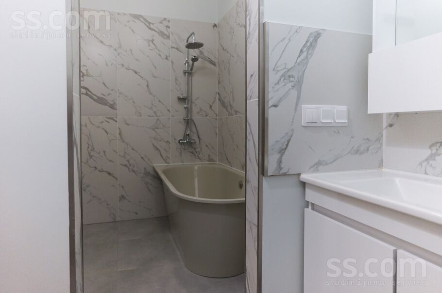 Dārza iela 5, Nākotne, Jelgava un raj., Glūdas pag. — dzivoklis