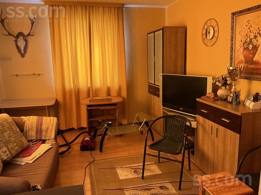 Mētras 1, Auri, Dobele un raj., Auru pag. — maja