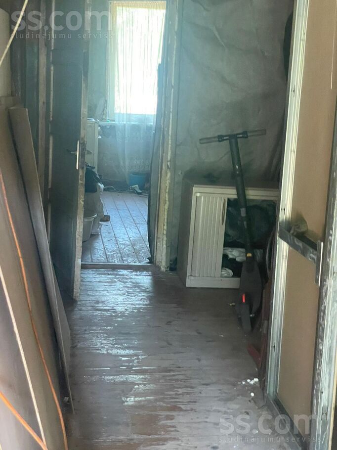 Vecāķu pr. 4, Rīga — maja