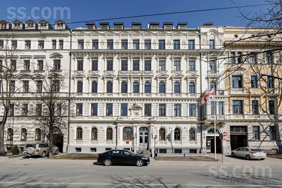 Raiņa bulv. 3, Rīga — dzivoklis