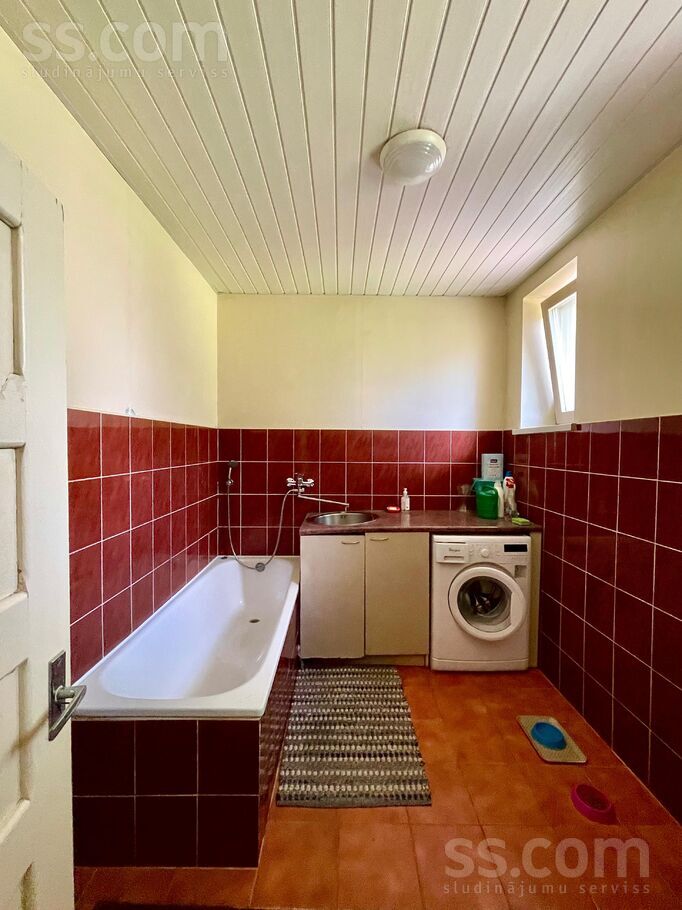 Jūras iela 23, Limbaži un raj., Limbaži — maja