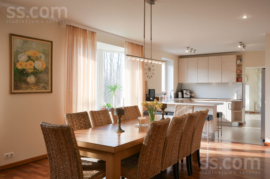 Nākotnes 63, Rīgas rajons, Sigulda — maja