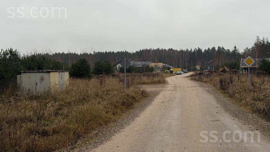 Vizmas iela, Brīvkalni, Rīgas rajons, Babītes pag. — zeme