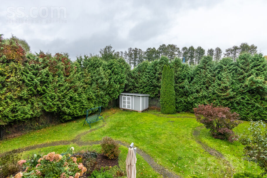 Zolitūdes 54, Rīga — maja