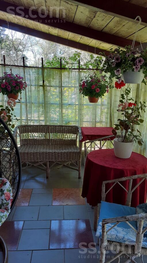 Krasta, Ogre un raj., Ogre — maja