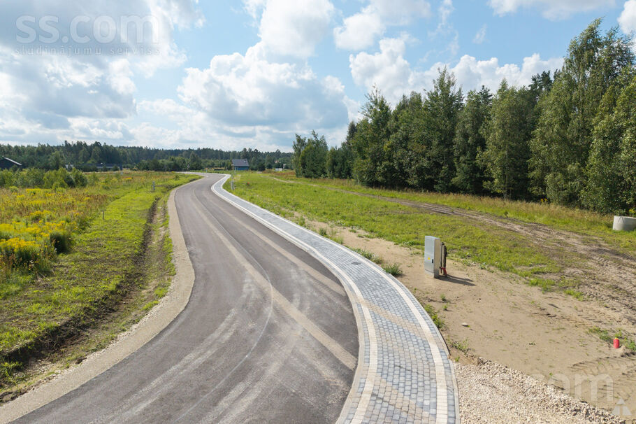 Piciņas, Dzilnuciems f10, Dzilnuciems, Rīgas rajons, Babītes pag. — maja