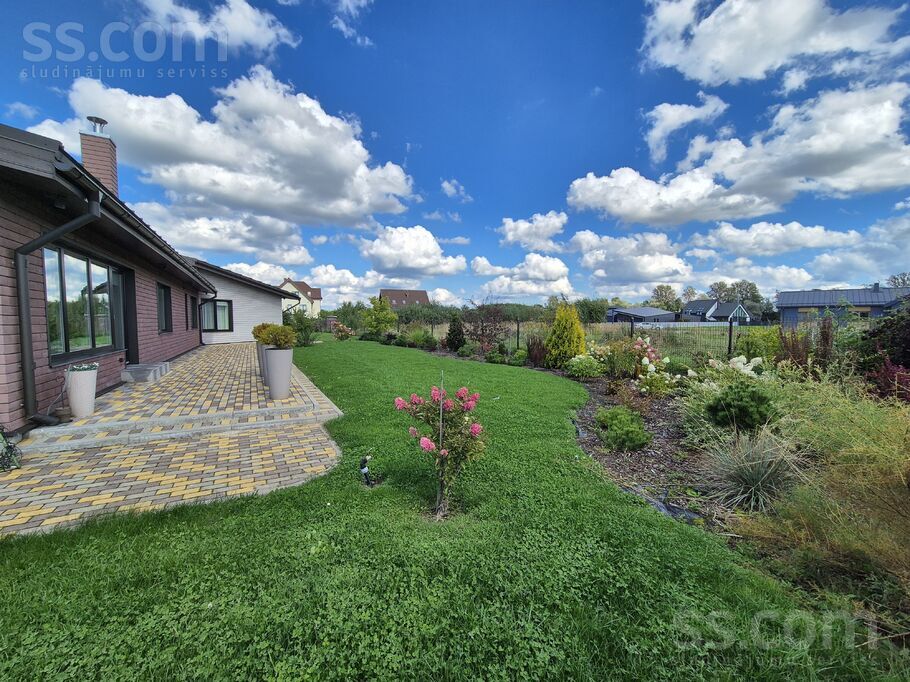 Salnu, Ventspils un raj., Ventspils — maja