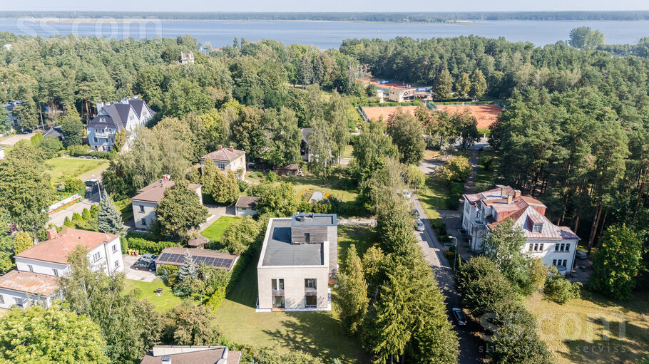 Lībekas, Rīga — maja