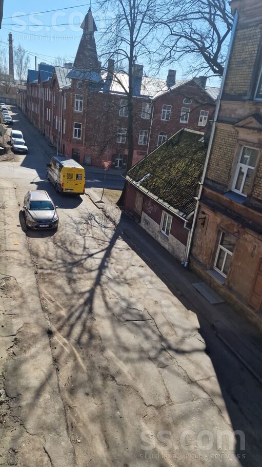 Sīmaņa 3a, Rīga — dzivoklis