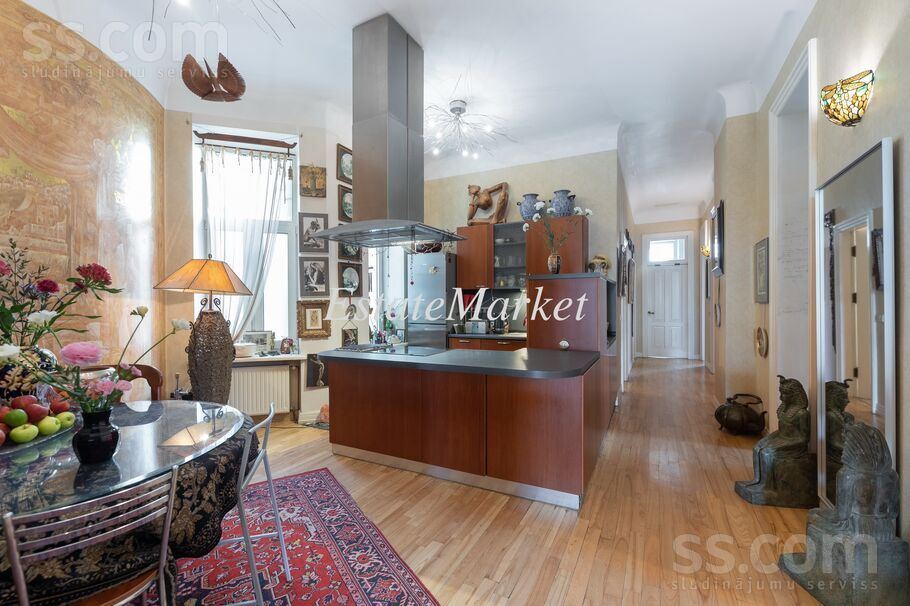 Elizabetes 17, Rīga — dzivoklis