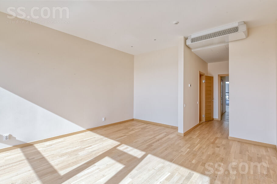 Mežaparka prospekts 1, Jūrmala — dzivoklis