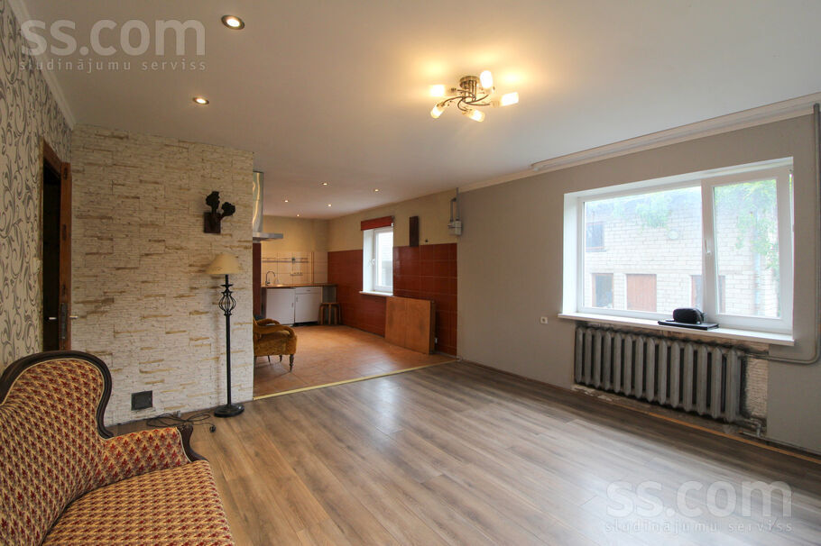 Usmas iela 15, Liepāja un raj., Liepāja — maja