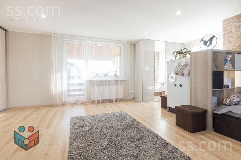 Lefkoju 17, Ziedonis, Rīgas rajons, Ķekavas pag. — maja