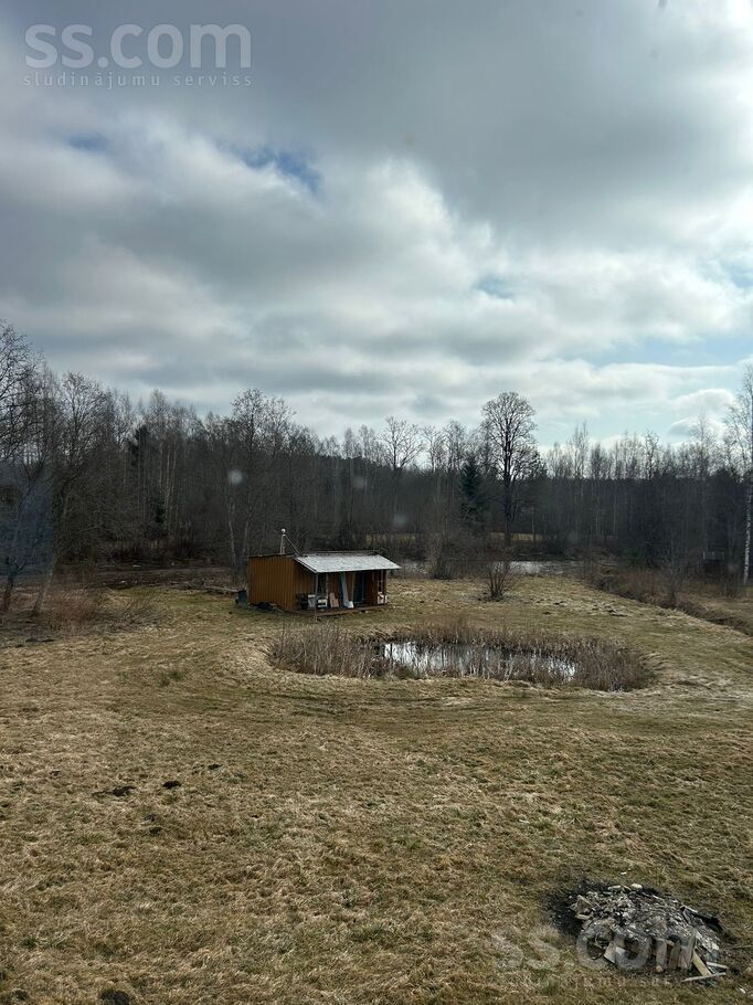 Lielkalni, Tīnūži, Ogre un raj., Ikšķiles l. t. — maja