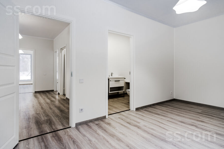 Elizabetes 24, Spilve, Rīgas rajons, Babītes pag. — maja