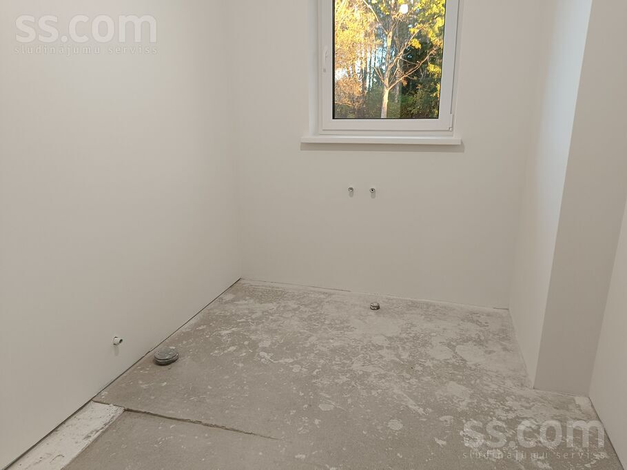 Rembates iela 35a, Ogre un raj., Lielvārde — maja