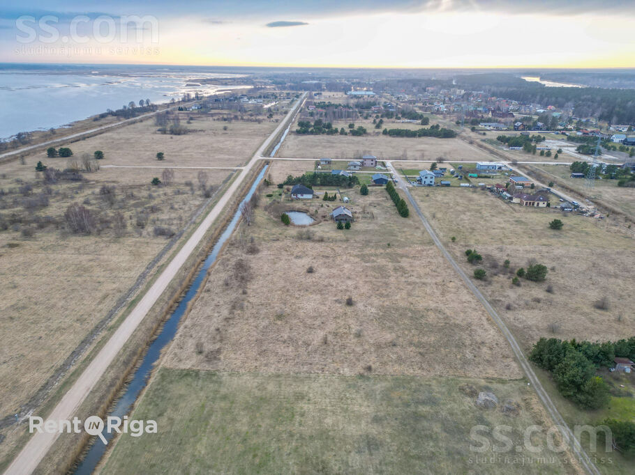 Kļavu, Jaunmārupe, Rīgas rajons, Mārupes pag. — zeme