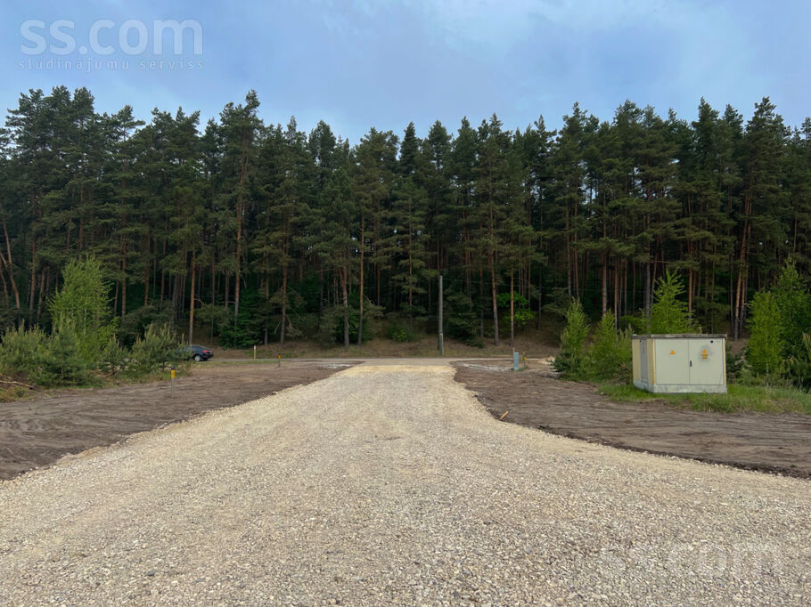 Vizmas iela, Brīvkalni, Rīgas rajons, Babītes pag. — zeme