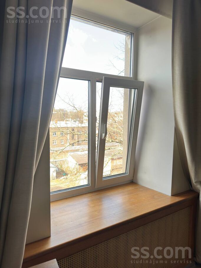 Zvaigžņu 27, Rīga — dzivoklis