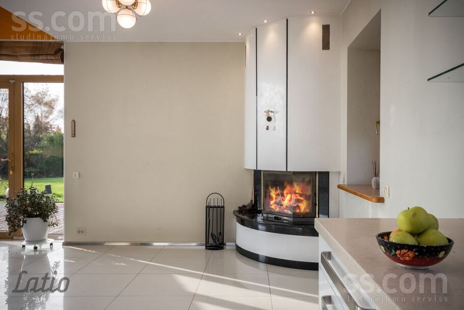 Ošu 20, Mežāres, Babītes pag. — maja