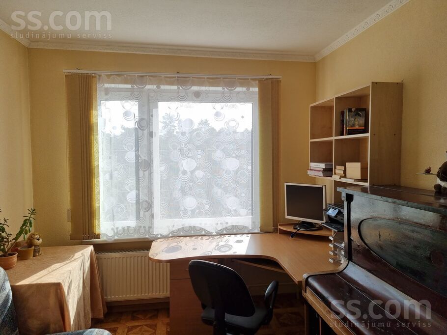 Skolas 32a, Jūrmala — dzivoklis