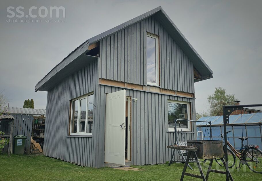 Viesturciems, Jelgava un raj., Jelgava — maja