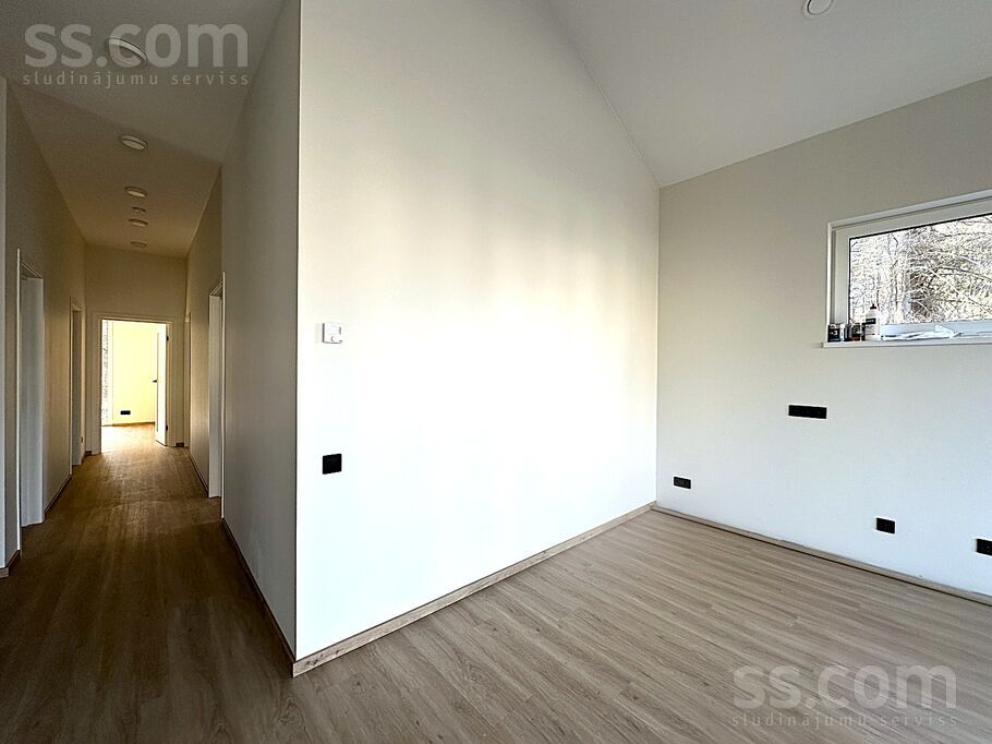 Ūdensrožu, Sunīši, Rīgas rajons, Garkalnes nov. — maja